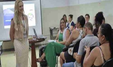 Reuni&atilde;o Pedag&oacute;gica com pais e respons&aacute;veis