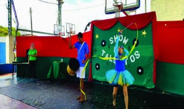 Show de Talentos: Inclus&atilde;o em Cada Aplauso